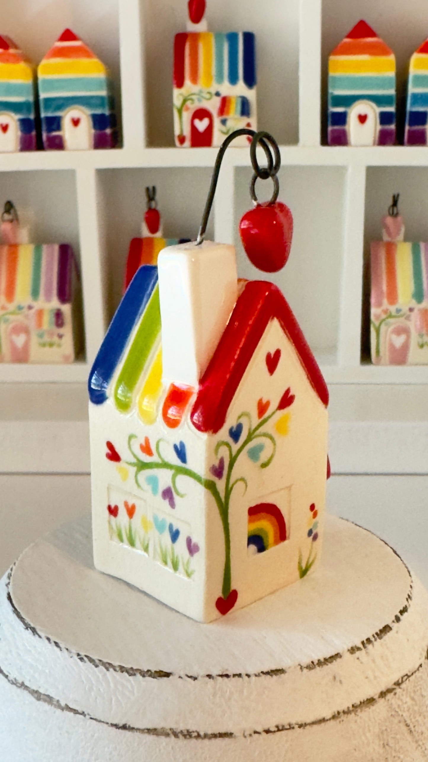 Rainbow House Tiny House - Classic Rainbow 5 Colors